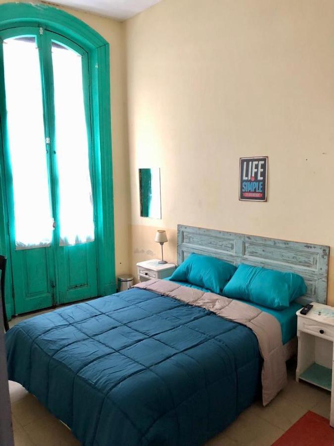 Granados Hostel بوينس آيرس المظهر الخارجي الصورة