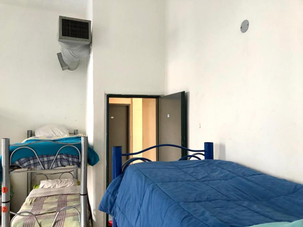 Granados Hostel بوينس آيرس المظهر الخارجي الصورة