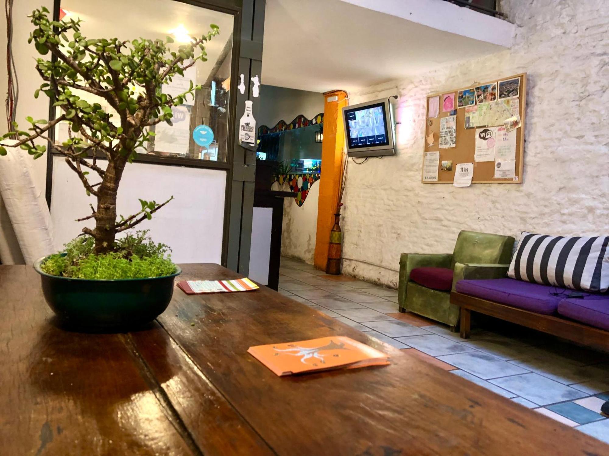 Granados Hostel بوينس آيرس المظهر الخارجي الصورة