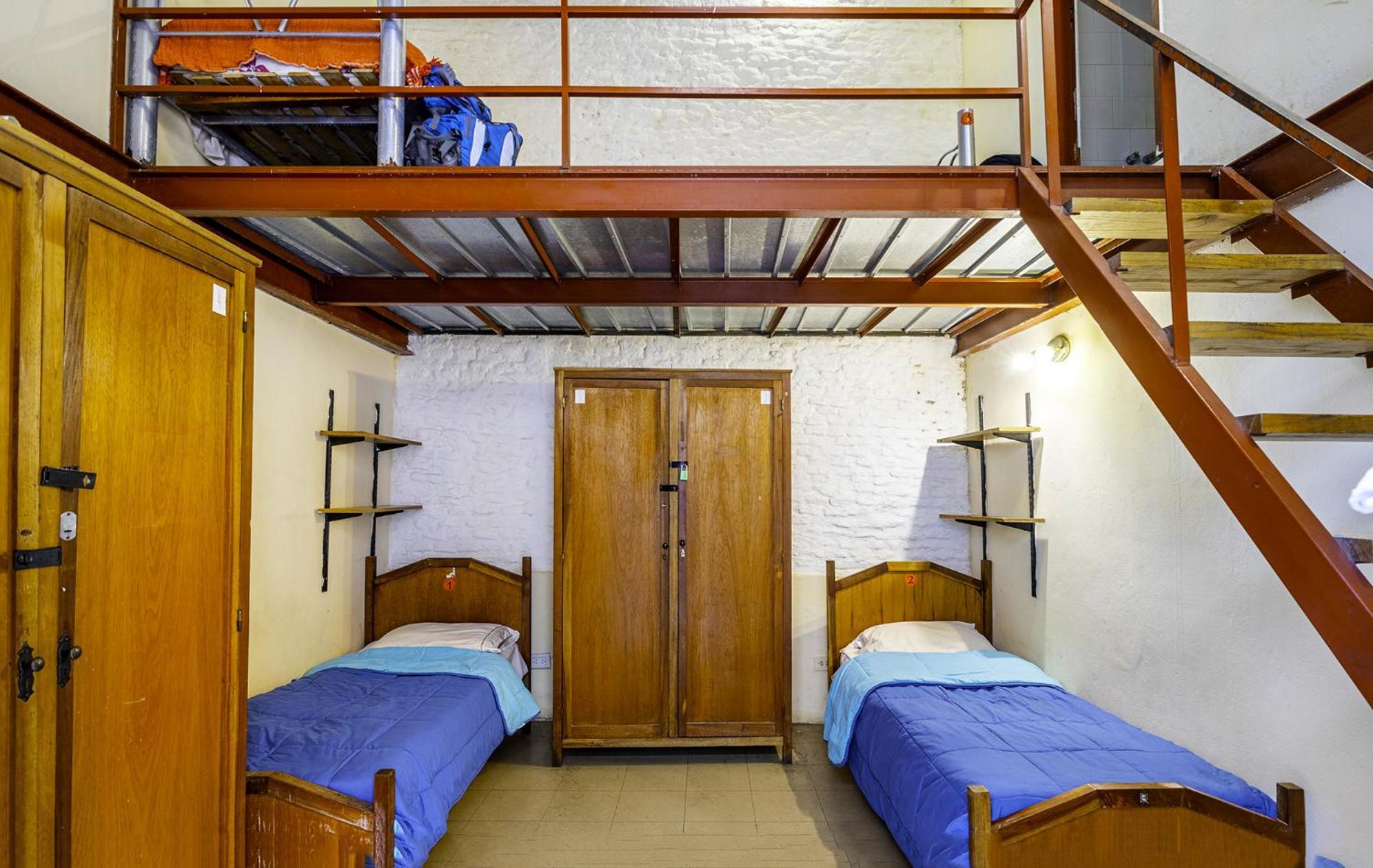 Granados Hostel بوينس آيرس المظهر الخارجي الصورة