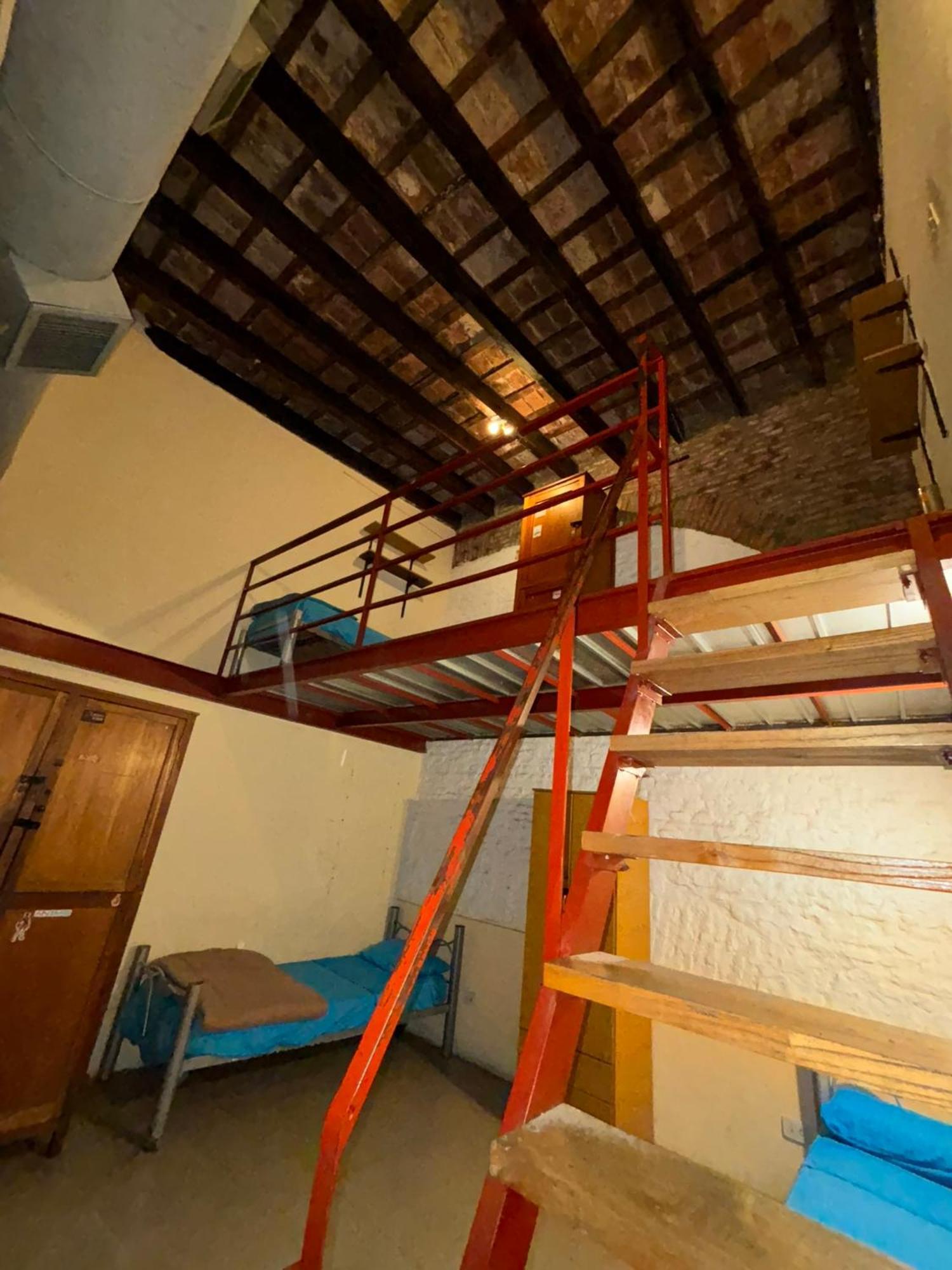 Granados Hostel بوينس آيرس المظهر الخارجي الصورة