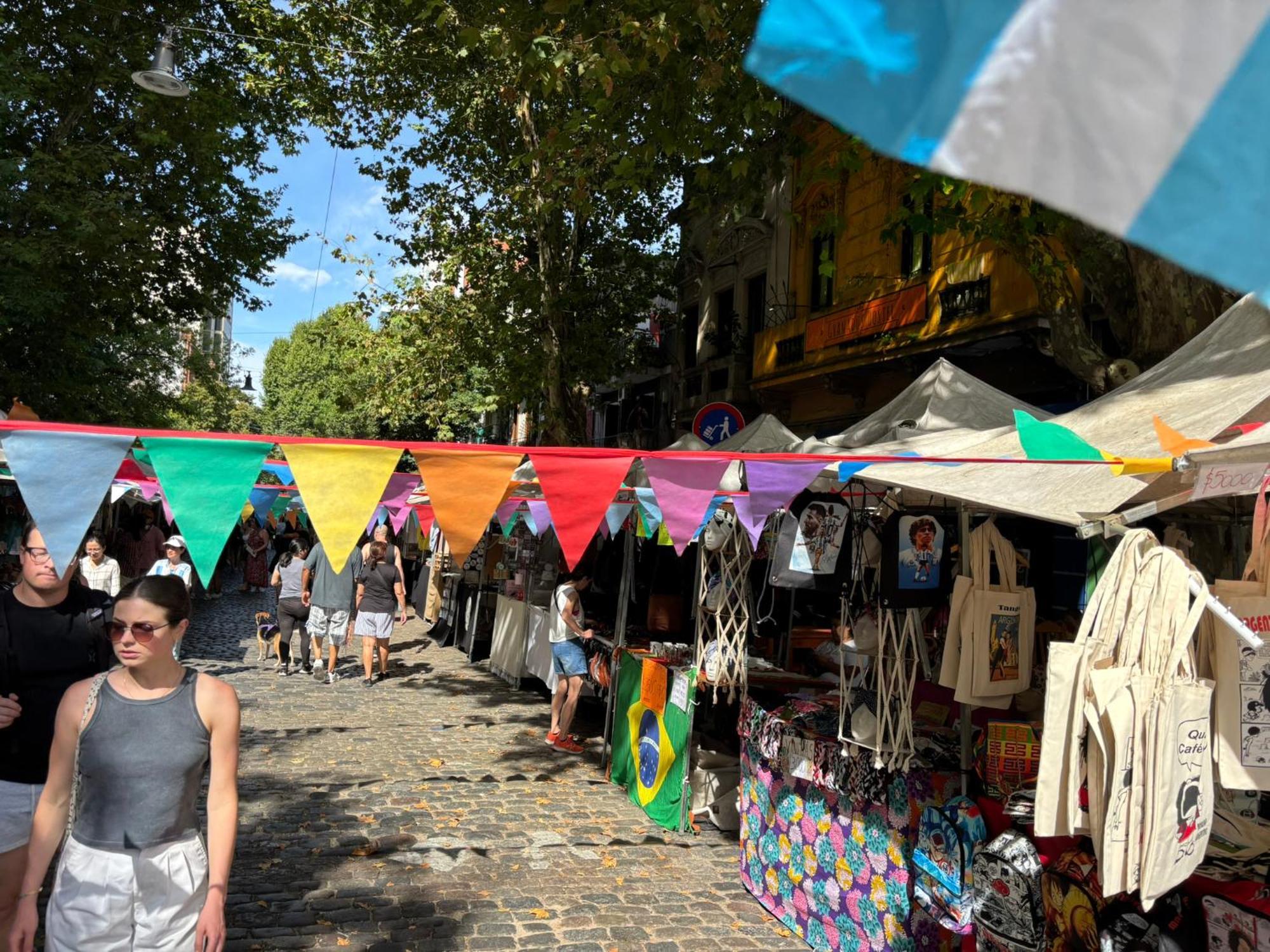 Granados Hostel بوينس آيرس المظهر الخارجي الصورة