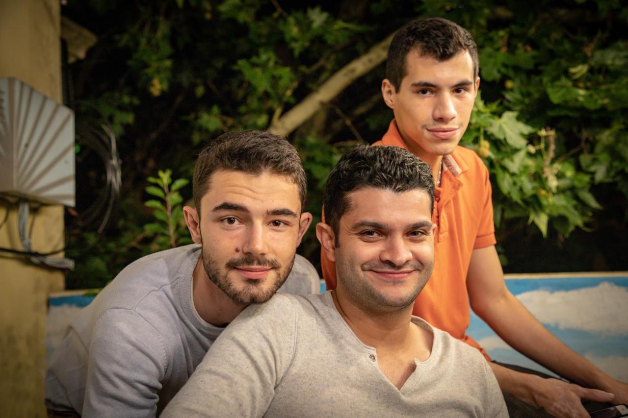 Granados Hostel بوينس آيرس المظهر الخارجي الصورة
